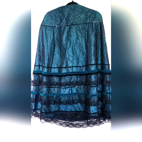 Long Skirt with Lace - Picture 1 of 1